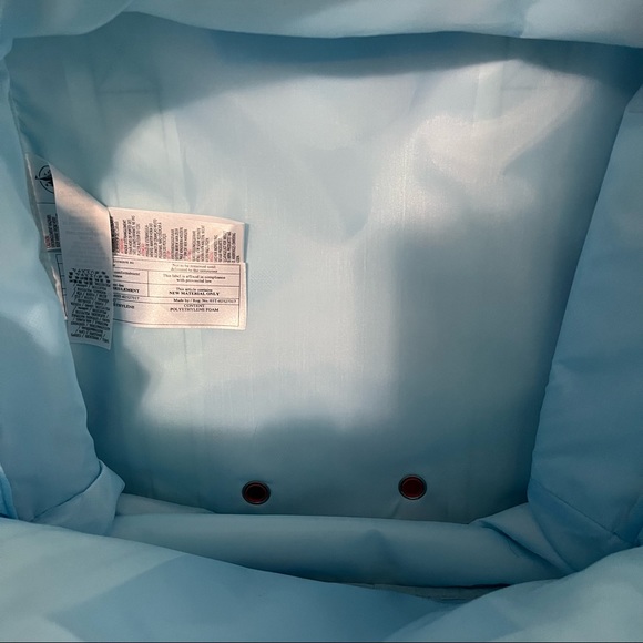 New with tag Lilo and Stitch Scrump backpack - Picture 4 of 6